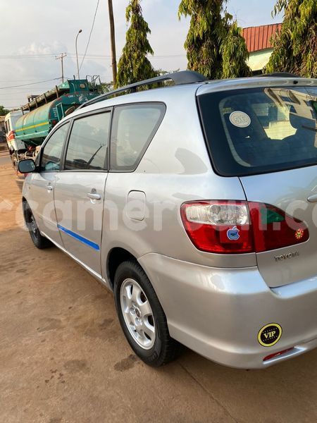 Big with watermark toyota avensis verso central cameroon yaounde 21880