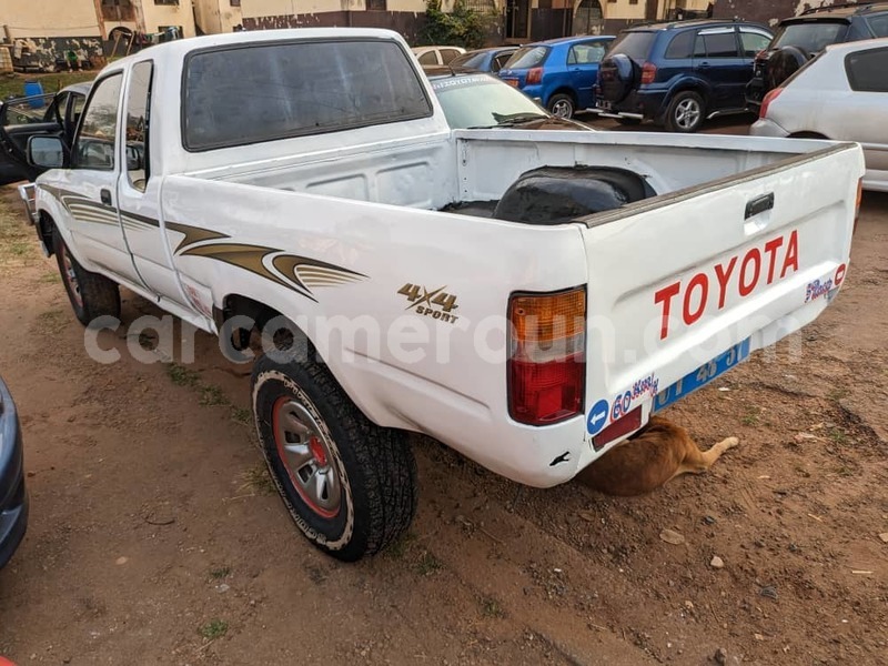 Big with watermark toyota hilux central cameroon yaounde 21881