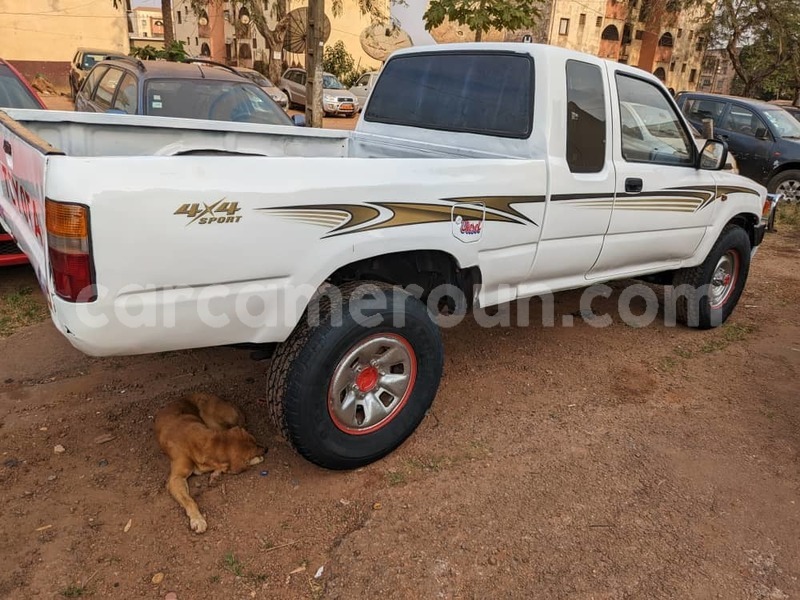 Big with watermark toyota hilux central cameroon yaounde 21881