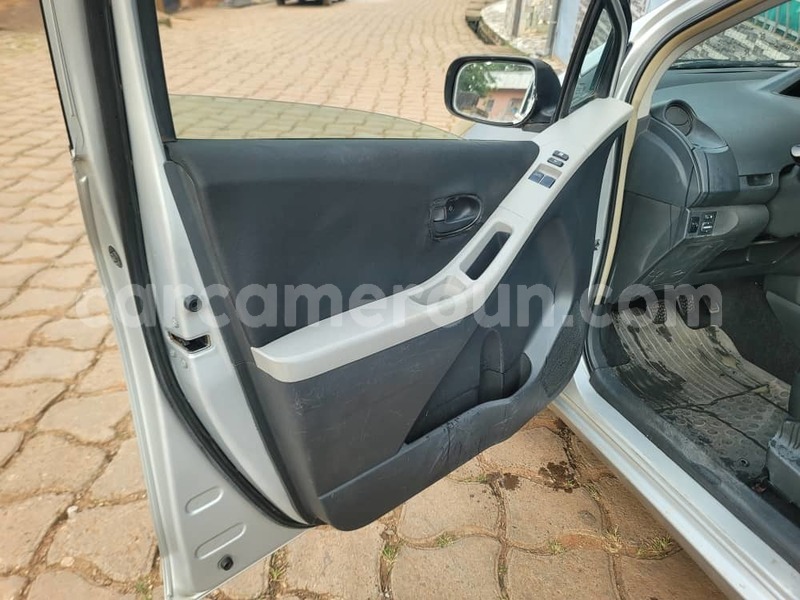 Big with watermark toyota yaris central cameroon yaounde 21883