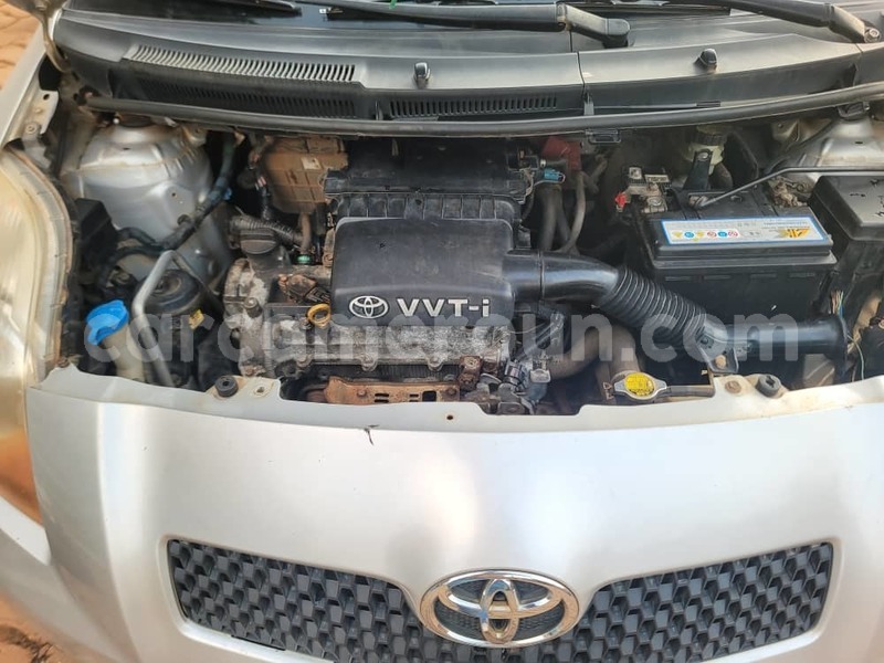 Big with watermark toyota yaris central cameroon yaounde 21883