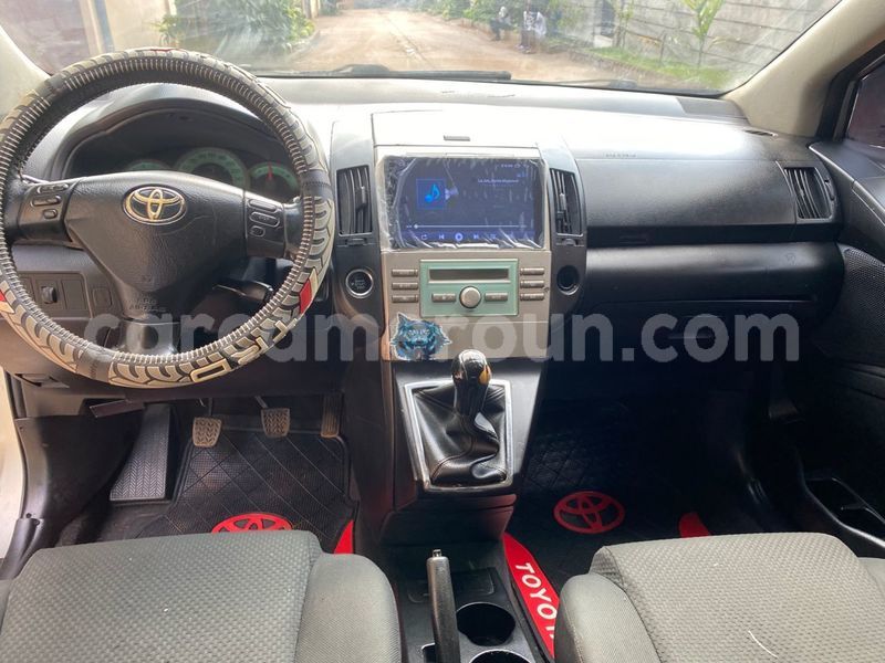 Big with watermark toyota avensis verso central cameroon yaounde 21884