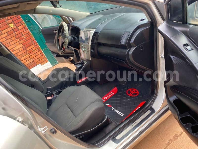 Big with watermark toyota avensis verso central cameroon yaounde 21884