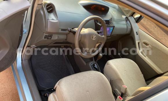 Acheter Occasion Voiture Toyota Yaris Gris à Yaoundé, Central Cameroon Acheter Occasion Voiture Toyota Yaris Gris à Yaoundé, Central Cameroon