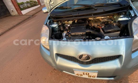 Acheter Occasion Voiture Toyota Yaris Gris à Yaoundé, Central Cameroon Acheter Occasion Voiture Toyota Yaris Gris à Yaoundé, Central Cameroon