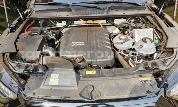 Acheter Occasion Voiture Audi Q5 Noir à Yaoundé, Central Cameroon Acheter Occasion Voiture Audi Q5 Noir à Yaoundé, Central Cameroon