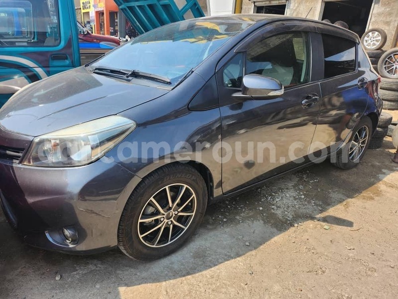 Big with watermark toyota vitz littoral cameroon douala 21887