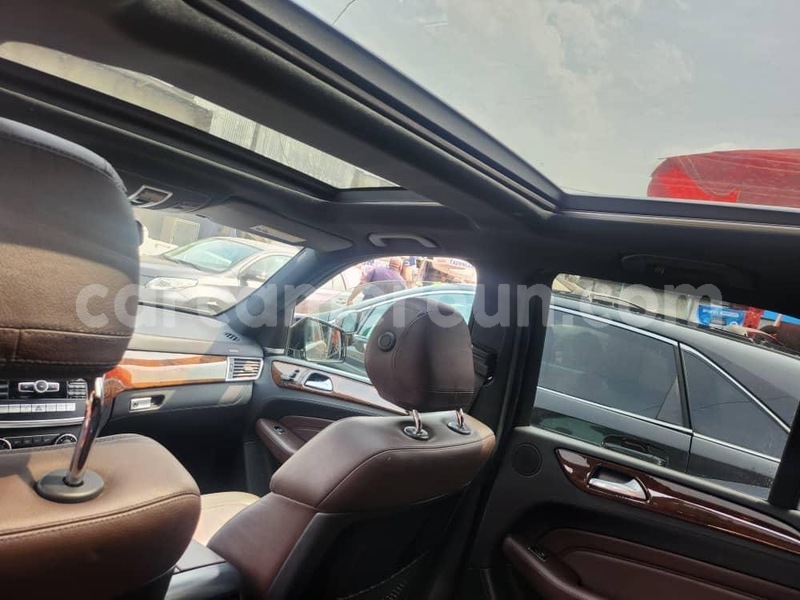 Big with watermark mercedes benz ml class littoral cameroon douala 21888