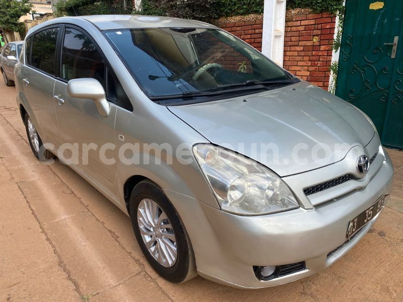 Big with watermark toyota corolla verso central cameroon yaounde 21890