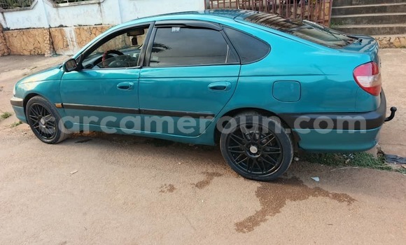 Acheter Occasion Voiture Toyota Avensis Vert à Yaoundé, Central Cameroon Acheter Occasion Voiture Toyota Avensis Vert à Yaoundé, Central Cameroon