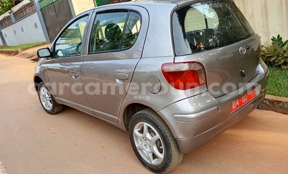 Acheter Occasion Voiture Toyota Yaris Marron à Yaoundé, Central Cameroon Acheter Occasion Voiture Toyota Yaris Marron à Yaoundé, Central Cameroon