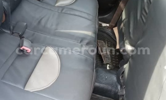 Acheter Occasion Voiture Toyota Yaris Marron à Yaoundé, Central Cameroon Acheter Occasion Voiture Toyota Yaris Marron à Yaoundé, Central Cameroon