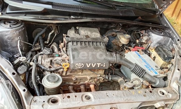 Acheter Occasion Voiture Toyota Yaris Marron à Yaoundé, Central Cameroon Acheter Occasion Voiture Toyota Yaris Marron à Yaoundé, Central Cameroon