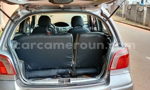 Acheter Occasion Voiture Toyota Yaris Marron à Yaoundé, Central Cameroon Acheter Occasion Voiture Toyota Yaris Marron à Yaoundé, Central Cameroon