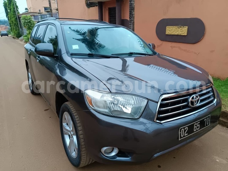 Big with watermark toyota highlander central cameroon yaounde 21900