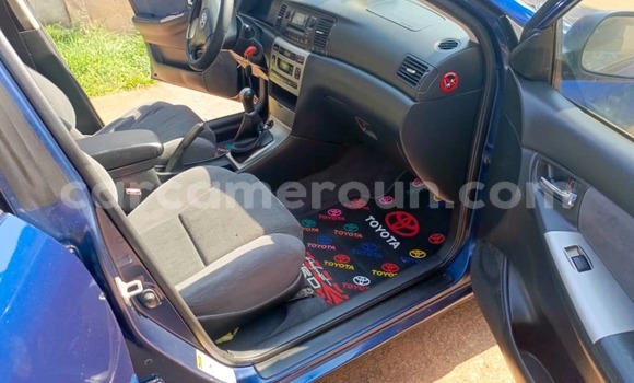 Acheter Occasion Voiture Toyota Corolla Bleu à Yaoundé, Central Cameroon Acheter Occasion Voiture Toyota Corolla Bleu à Yaoundé, Central Cameroon