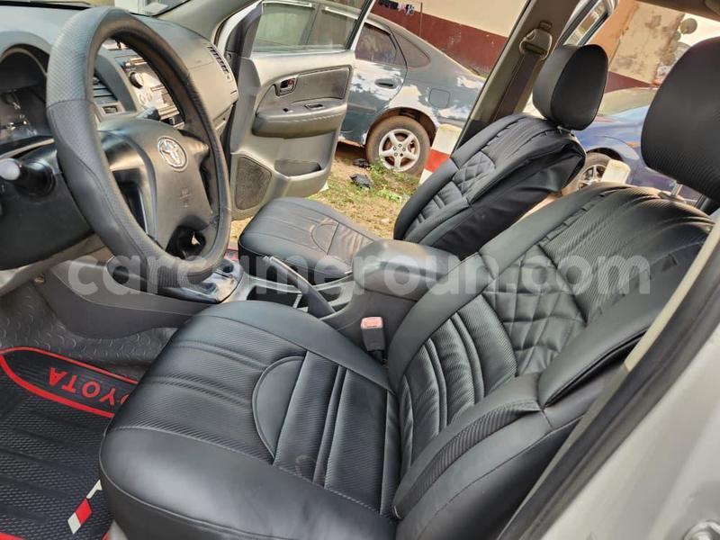 Big with watermark toyota hilux central cameroon yaounde 21909