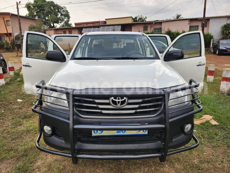 Big with watermark toyota hilux central cameroon yaounde 21909