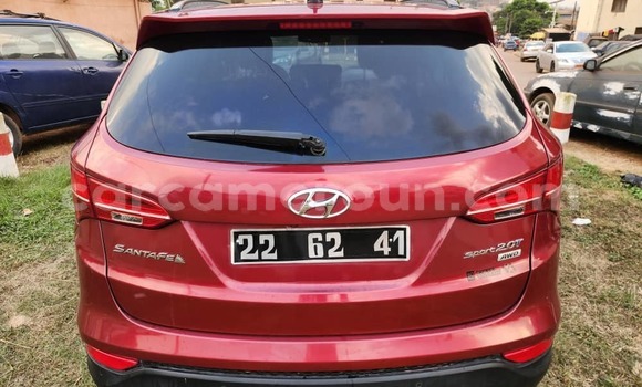 Sayi Na hannu Hyundai Santa Fe Red Mota in Yaounde a Babban Kamaru Sayi Na hannu Hyundai Santa Fe Red Mota in Yaounde a Babban Kamaru