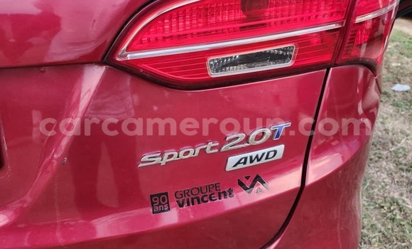 Sayi Na hannu Hyundai Santa Fe Red Mota in Yaounde a Babban Kamaru Sayi Na hannu Hyundai Santa Fe Red Mota in Yaounde a Babban Kamaru