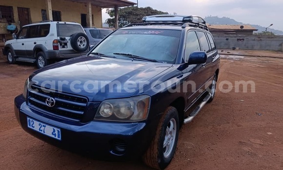 Acheter Occasion Voiture Toyota Highlander Bleu à Yaoundé, Central Cameroon Acheter Occasion Voiture Toyota Highlander Bleu à Yaoundé, Central Cameroon