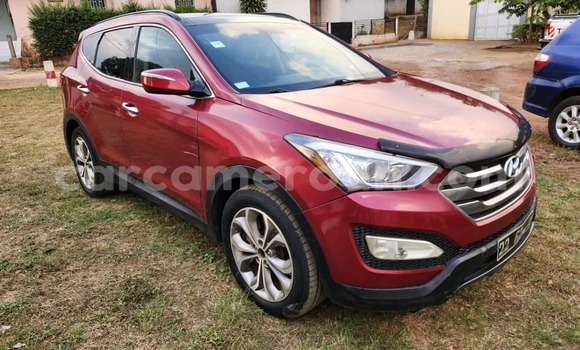 Acheter Occasion Voiture Hyundai Santa Fe Rouge à Yaoundé, Central Cameroon Acheter Occasion Voiture Hyundai Santa Fe Rouge à Yaoundé, Central Cameroon