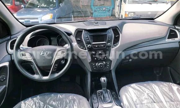 Acheter Occasion Voiture Hyundai Santa Fe Noir à Yaoundé, Central Cameroon Acheter Occasion Voiture Hyundai Santa Fe Noir à Yaoundé, Central Cameroon