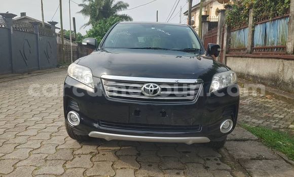 Acheter Occasion Voiture Toyota Vanguard Noir à Yaoundé, Central Cameroon Acheter Occasion Voiture Toyota Vanguard Noir à Yaoundé, Central Cameroon