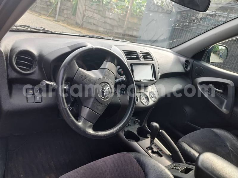 Big with watermark toyota vanguard central cameroon yaounde 21918