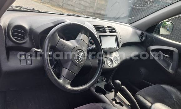 Acheter Occasion Voiture Toyota Vanguard Noir à Yaoundé, Central Cameroon Acheter Occasion Voiture Toyota Vanguard Noir à Yaoundé, Central Cameroon