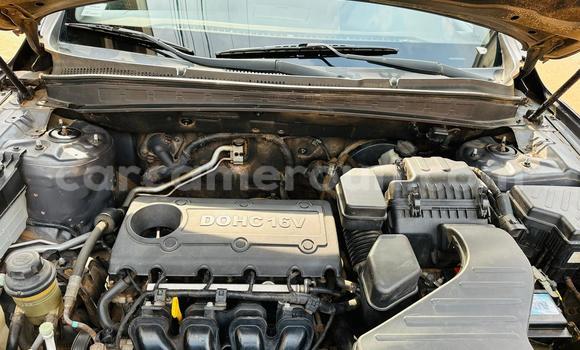 Acheter Occasion Voiture Hyundai Santa Fe Gris à Yaoundé, Central Cameroon Acheter Occasion Voiture Hyundai Santa Fe Gris à Yaoundé, Central Cameroon