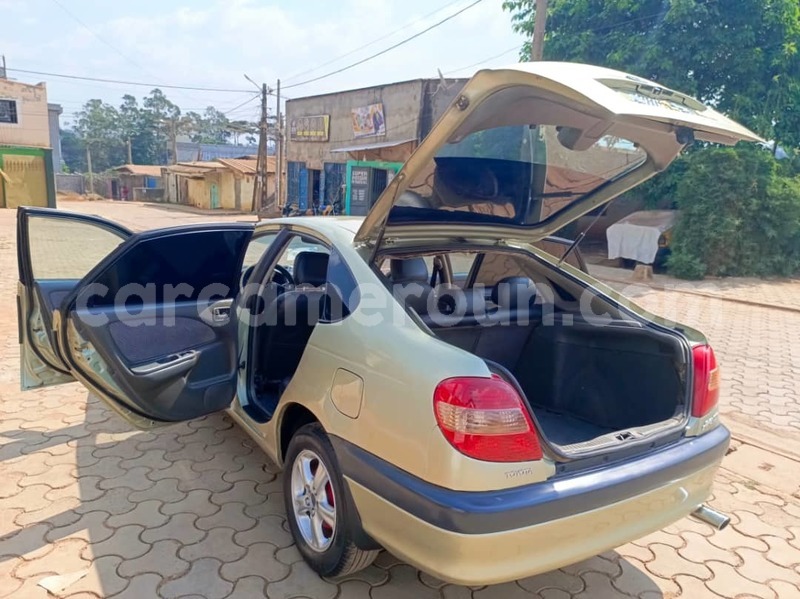 Big with watermark toyota avensis central cameroon yaounde 21920