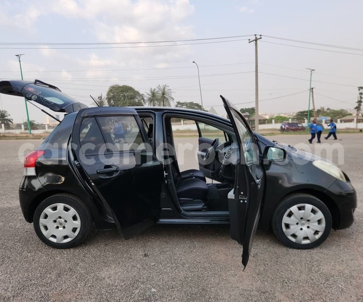 Big with watermark toyota yaris central cameroon yaounde 21923