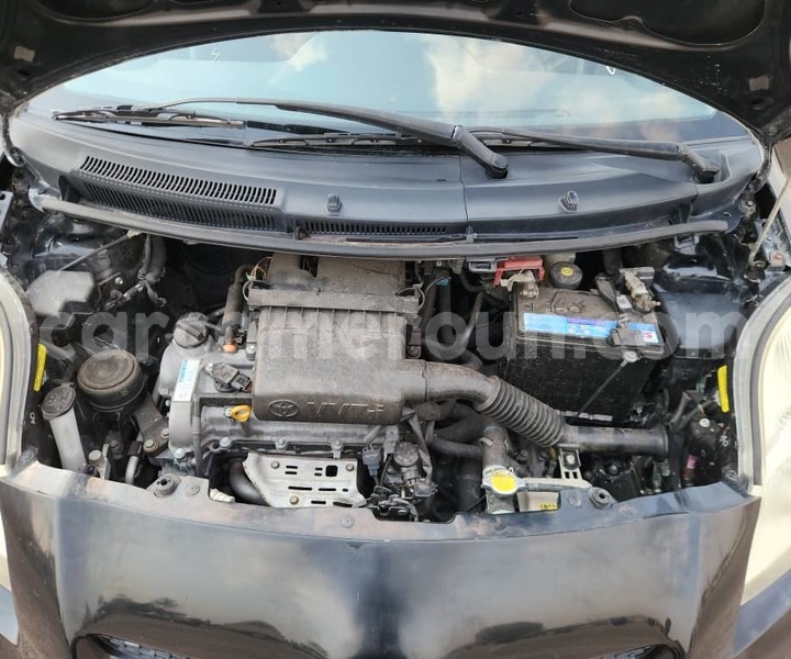 Big with watermark toyota yaris central cameroon yaounde 21923