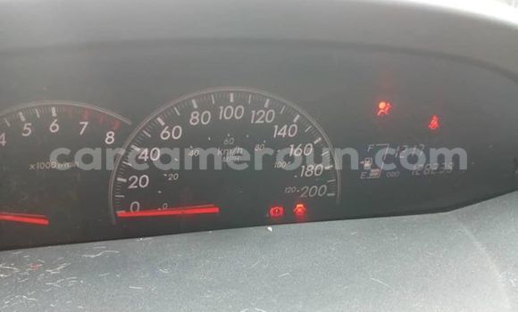 Sayi Na hannu Toyota Corolla Red Mota in Douala a Ƙasar Kamaru Sayi Na hannu Toyota Corolla Red Mota in Douala a Ƙasar Kamaru