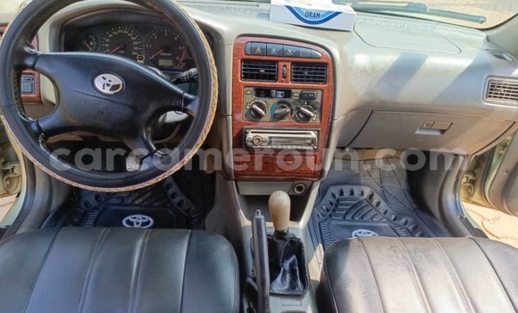 Sayi Na hannu Toyota Avensis Azurfa Mota in Yaounde a Babban Kamaru Sayi Na hannu Toyota Avensis Azurfa Mota in Yaounde a Babban Kamaru