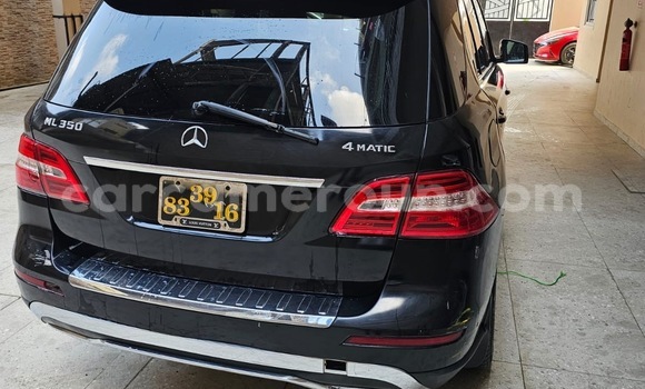 Buy Used Mercedes‒Benz ML–Class Black Car in Douala in Littoral Cameroon Buy Used Mercedes‒Benz ML–Class Black Car in Douala in Littoral Cameroon