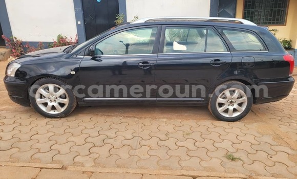 Buy Used Toyota Avensis Blue Car in Yaounde in Central Cameroon Buy Used Toyota Avensis Blue Car in Yaounde in Central Cameroon