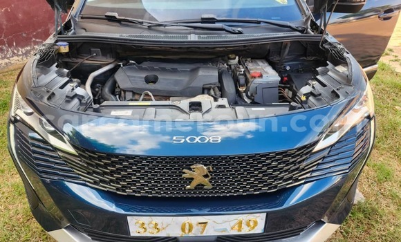 Acheter Occasion Voiture Peugeot 5008 Bleu à Yaoundé, Central Cameroon Acheter Occasion Voiture Peugeot 5008 Bleu à Yaoundé, Central Cameroon