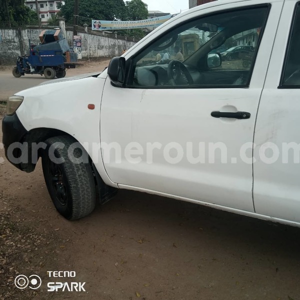 Big with watermark toyota hilux littoral cameroon douala 21935
