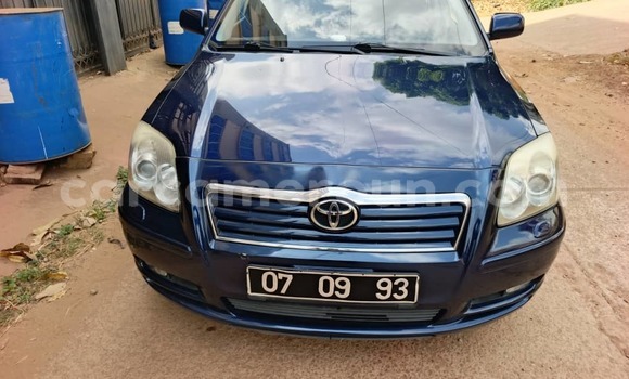 Acheter Occasion Voiture Toyota Avensis Bleu à Yaoundé, Central Cameroon Acheter Occasion Voiture Toyota Avensis Bleu à Yaoundé, Central Cameroon