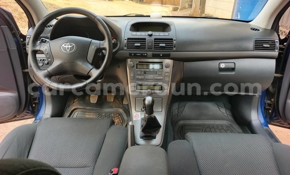 Acheter Occasion Voiture Toyota Avensis Bleu à Yaoundé, Central Cameroon Acheter Occasion Voiture Toyota Avensis Bleu à Yaoundé, Central Cameroon