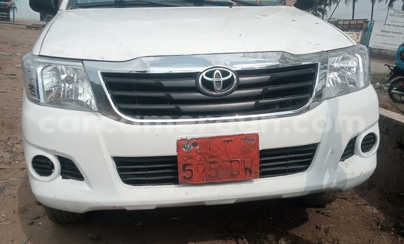 Buy Used Toyota Hilux White Car in Douala in Littoral Cameroon Buy Used Toyota Hilux White Car in Douala in Littoral Cameroon