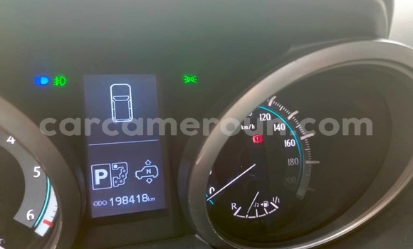 Sayi Na hannu Toyota Land Cruiser Prado Black Mota in Yaounde a Babban Kamaru Sayi Na hannu Toyota Land Cruiser Prado Black Mota in Yaounde a Babban Kamaru