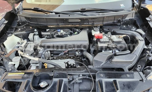 Sayi Na hannu Nissan Rogue Black Mota in Yaounde a Babban Kamaru Sayi Na hannu Nissan Rogue Black Mota in Yaounde a Babban Kamaru