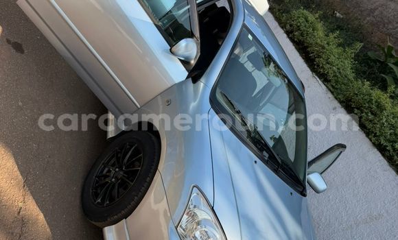 Acheter Occasion Voiture Toyota Runx Gris à Yaoundé, Central Cameroon Acheter Occasion Voiture Toyota Runx Gris à Yaoundé, Central Cameroon