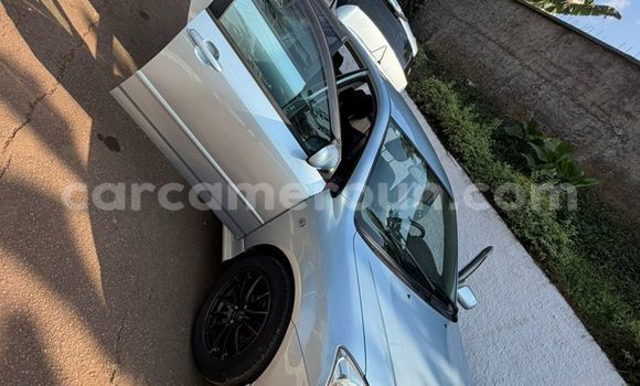 Acheter Occasion Voiture Toyota Runx Gris à Yaoundé, Central Cameroon Acheter Occasion Voiture Toyota Runx Gris à Yaoundé, Central Cameroon