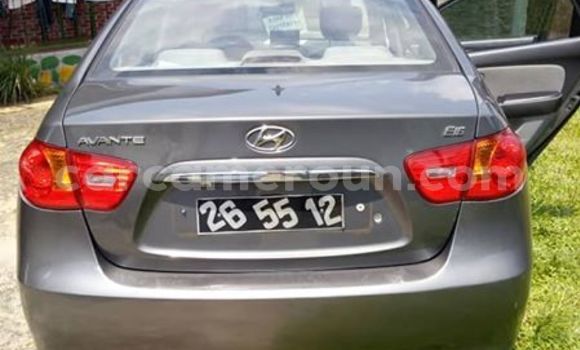 Sayi Na hannu Hyundai Avante Sauran Mota in Douala a Ƙasar Kamaru Sayi Na hannu Hyundai Avante Sauran Mota in Douala a Ƙasar Kamaru