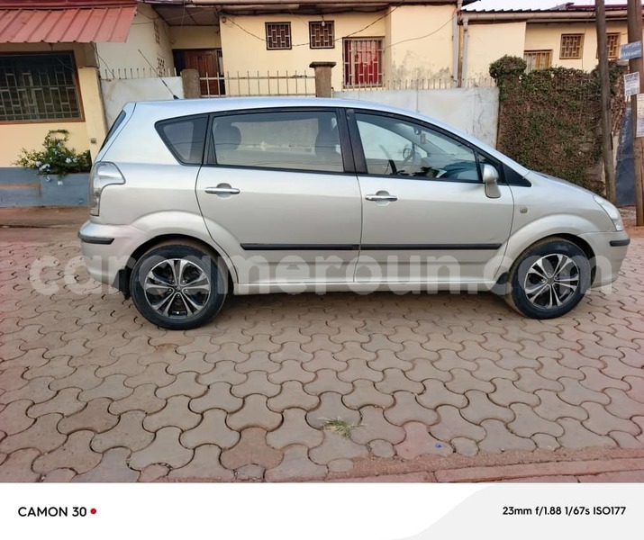 Big with watermark toyota corolla verso central cameroon yaounde 21955