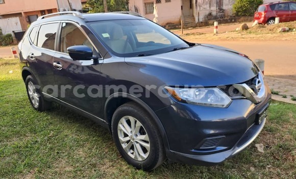 Acheter Occasion Voiture Nissan Rogue Bleu à Yaoundé, Central Cameroon